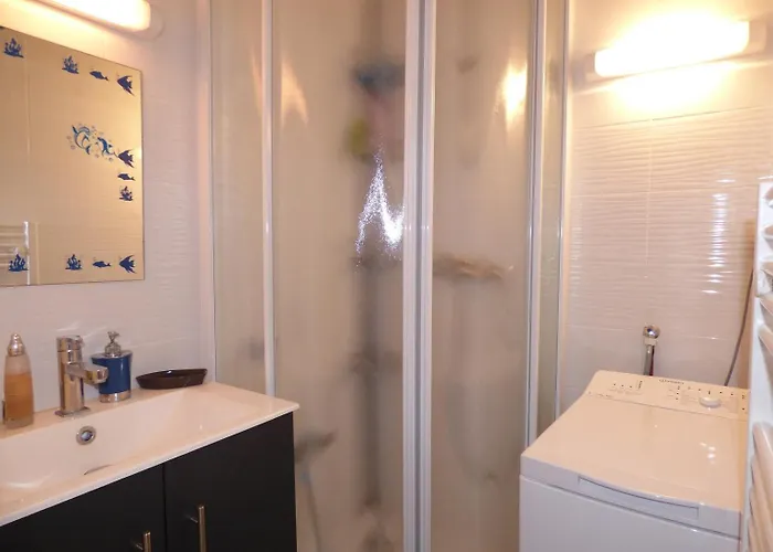 Le Chenal * Сен-Жиль-Круа-де-Ви